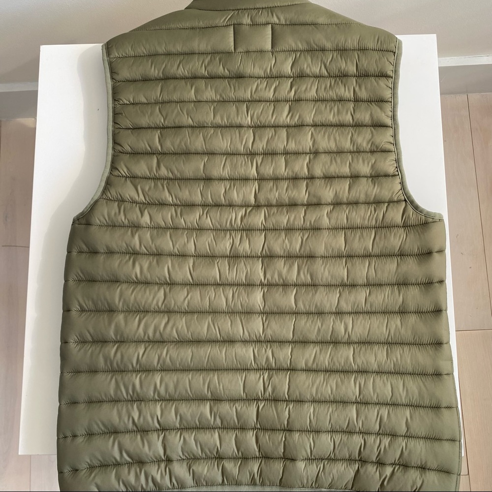 ASOS Puffer Vest - Picture 4 of 4